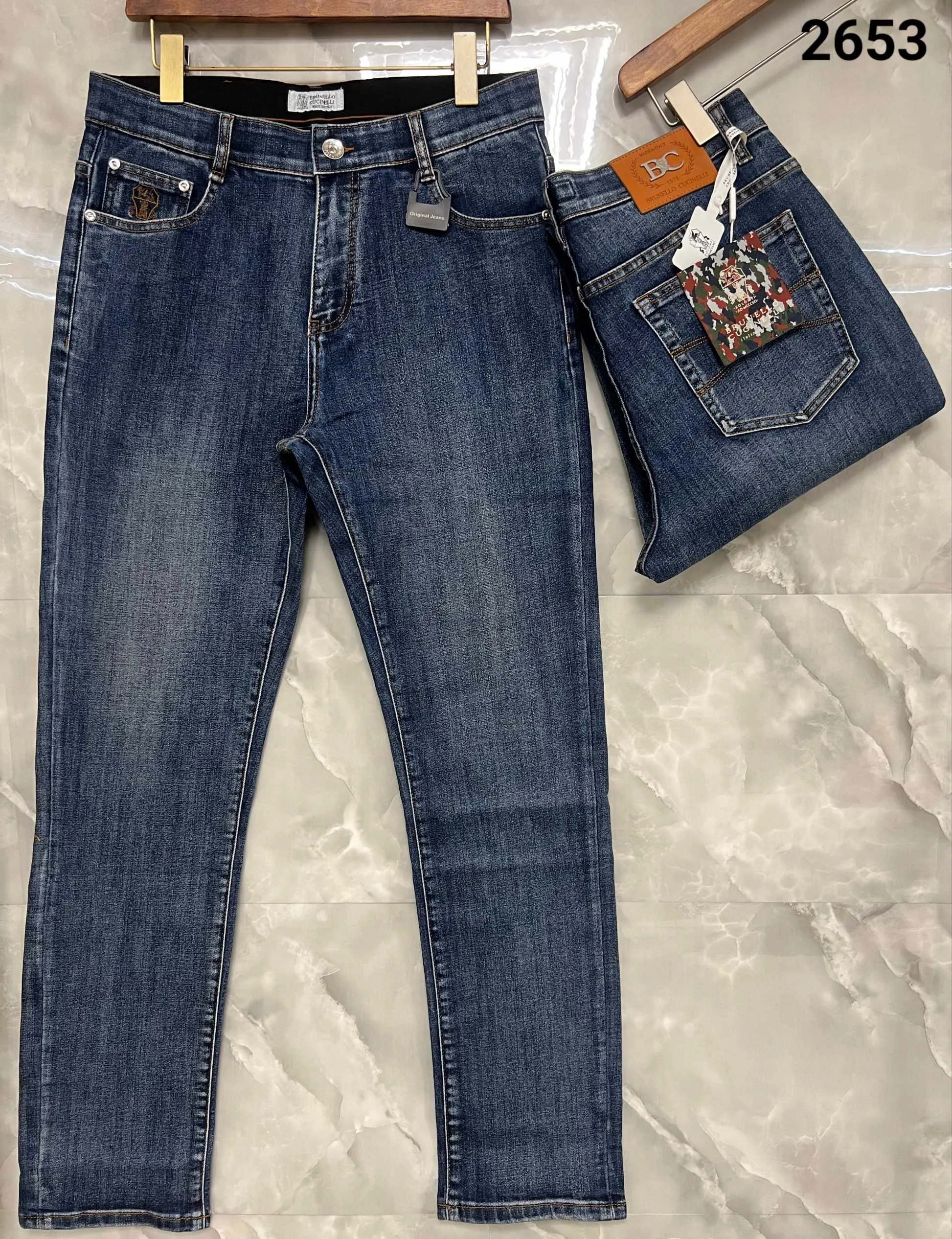Autumn and Winter New Arrival Style Number: 2653 Sizes: 30-40